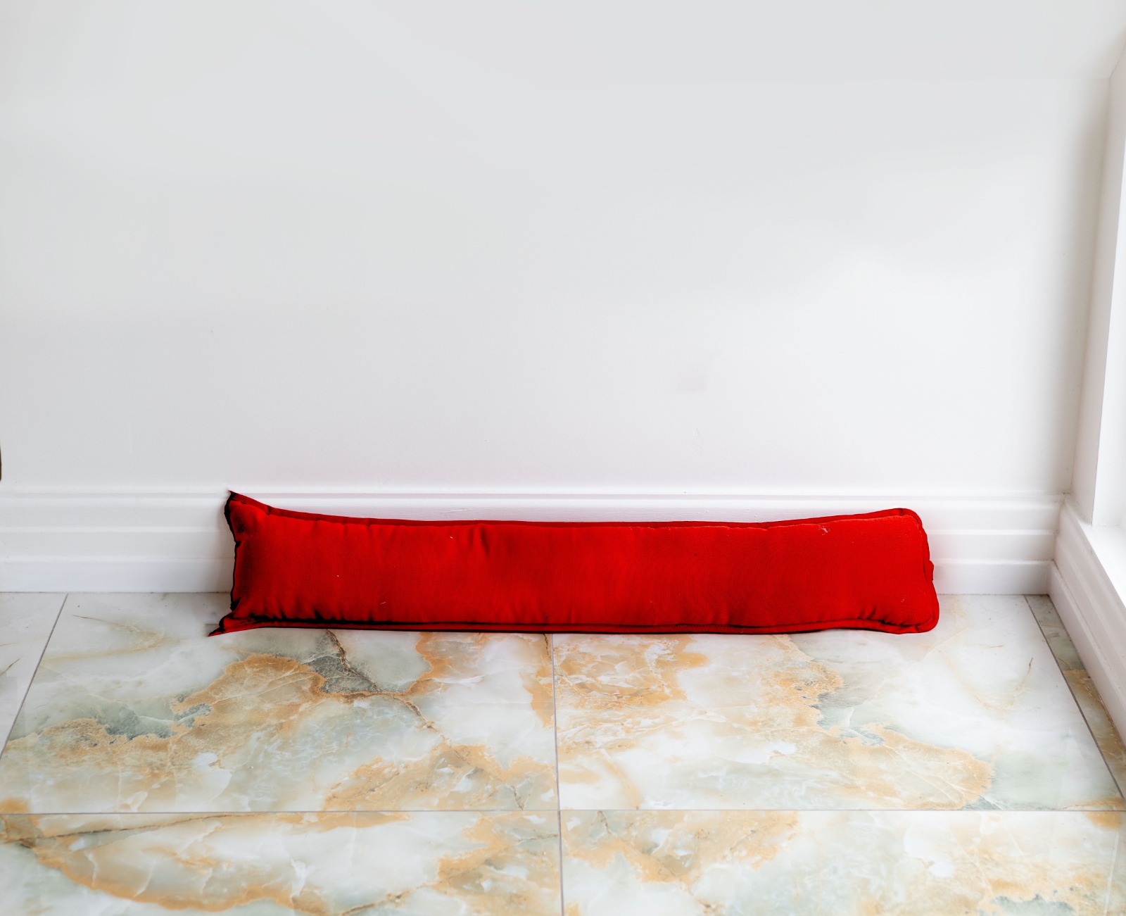 Premium Soft Hollowfibre Door Draft Stopper – Energy Saving, Noise & Cold Air Blocker – Chocolate Brown (90x18x10cm) - Image 7